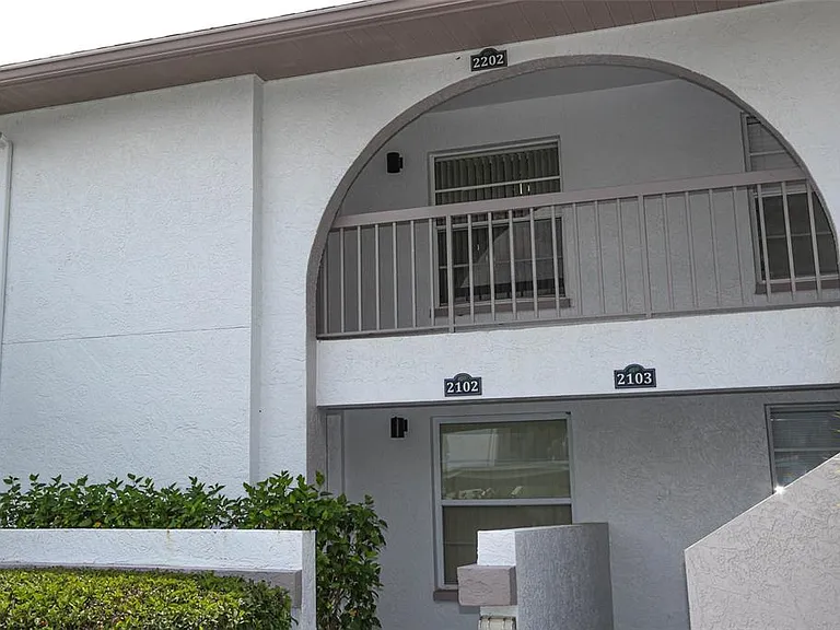 3203 Landmark Dr #2202 — Photo 2