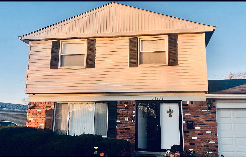 2nd image of 36638 Fairchild St