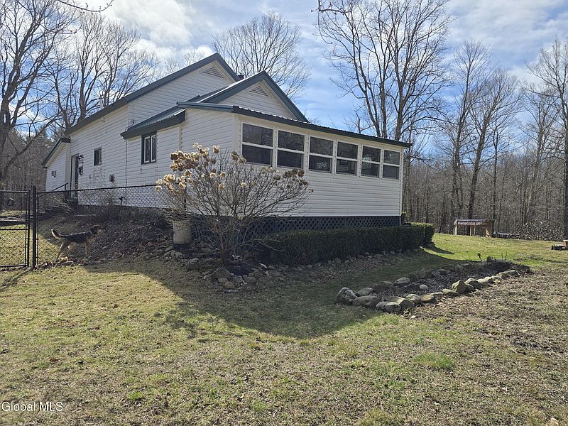 2nd image of 344 Dyken Pond Road