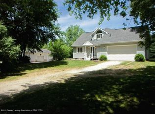 7645 E Howe Rd, Bath, MI 48808