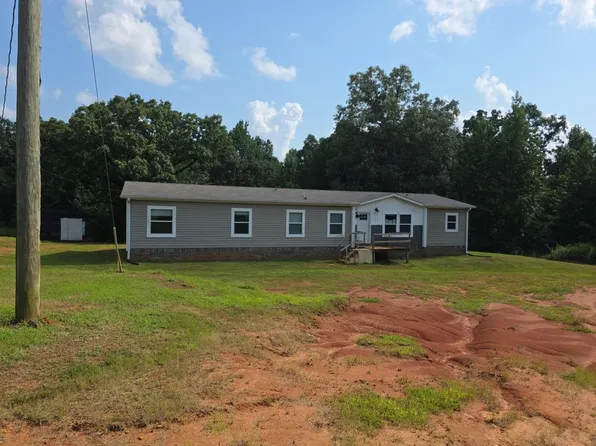 525 Sewell Bottom Rd, Adamsville, TN 38310