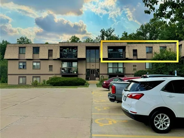 9911 Sunrise Blvd Unit Q10, North Royalton, OH 44133