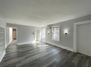 2021 Spruce St APT 3R, Philadelphia, PA 19103