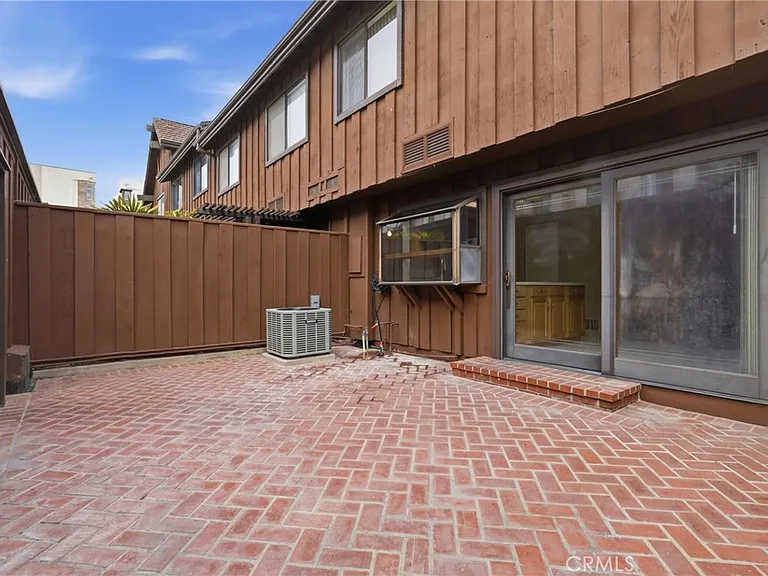 2242 Stonewood Ct — Photo 18