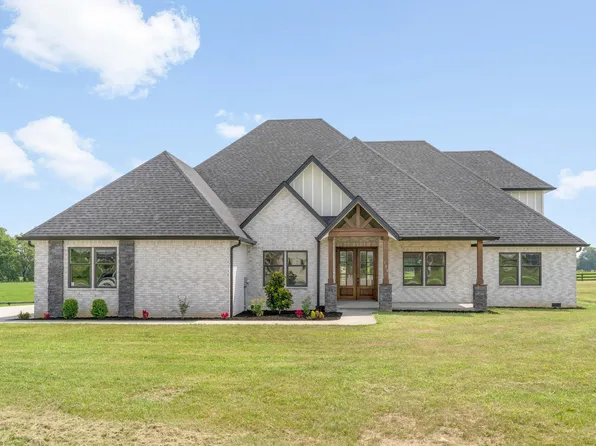 108 Ridgefield Ct, Nicholasville, KY 40356