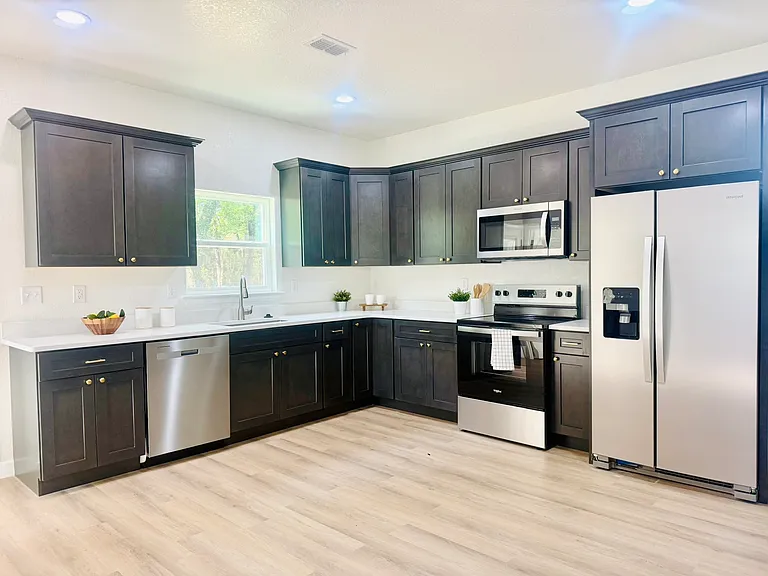 13445 NW 154th Ave — Photo 3
