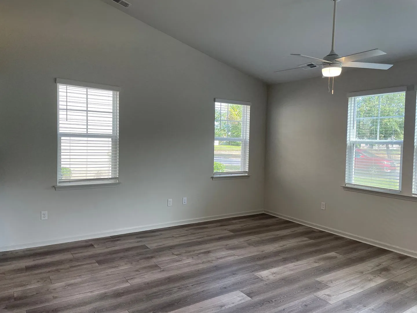 3 Bedroom, 2 Bath Townhouse in Calabash Lakes — Photo 4