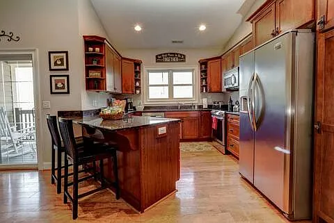 35 Winter Hawk Dr — Photo 3