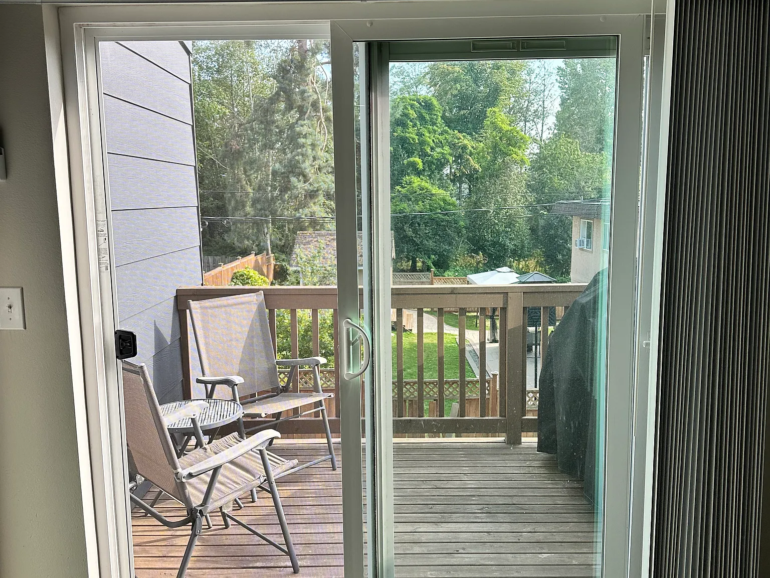 3 bed, 1659 sqft, $3,190 — Photo 4