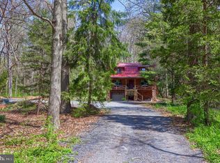 1 Burkhardt Ln, Newmanstown, PA 17073