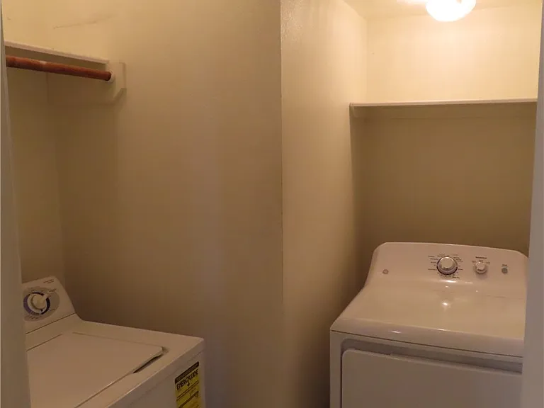 4107 McFarland Dr — Photo 25