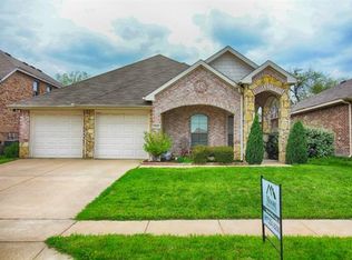 11608 Anna Grace Dr, Burleson, TX 76028
