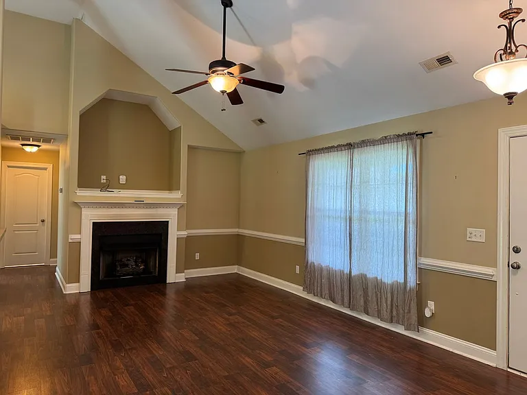 3613 Delesa Ct — Photo 5