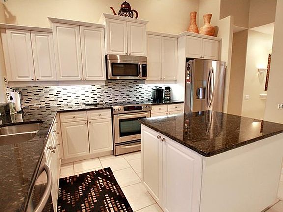 4th image of 12635 Grand Traverse Dr
