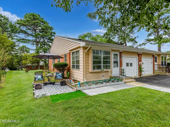 26 Salem Drive #A, Whiting, NJ 08759