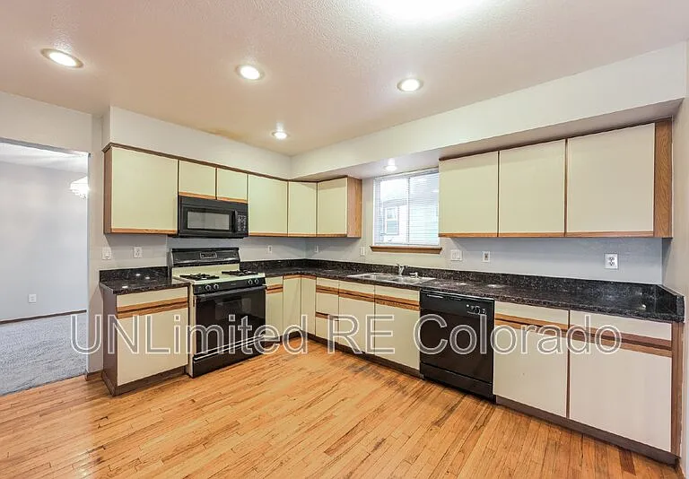 4871 S Bahama Way — Photo 7