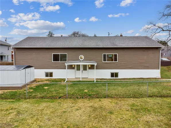 749 Parkway Dr, Harwick, PA 15049