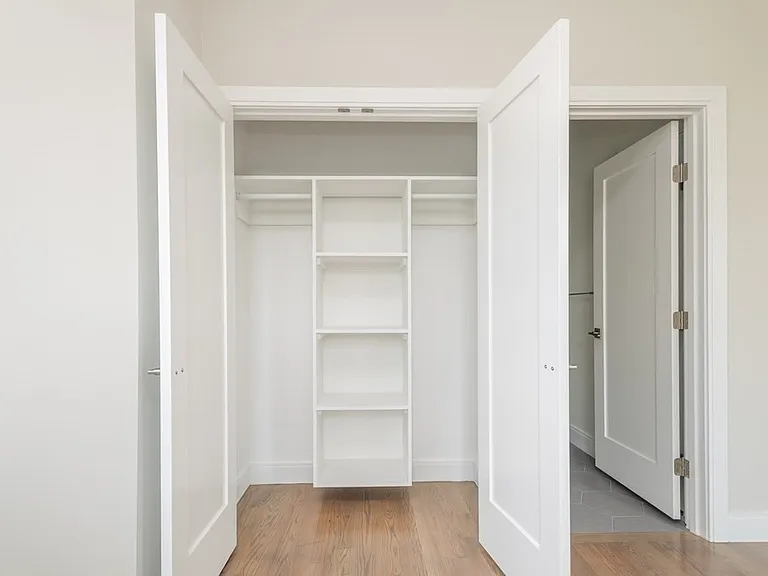 3247 Washington St #3 — Photo 12