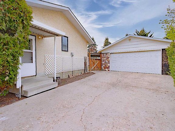 2nd image of 518 SW 3rd St