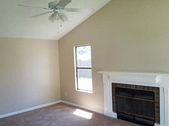 4th image of 6411 Sable Woods Ct