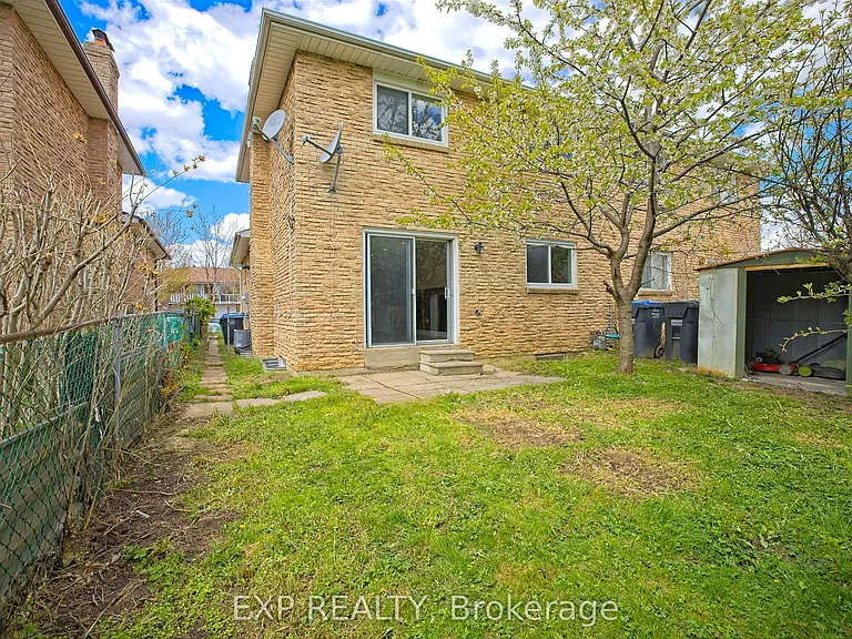 4 Fallway Rd #UPPER — Photo 29