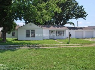 3000 W 40 Hwy, Blue Springs, MO 64015