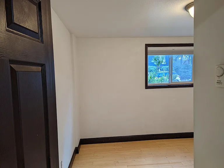 918 SW Holden St #1 — Photo 7