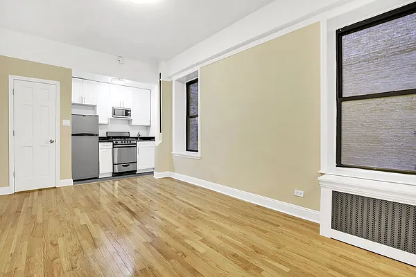 Rented by Cooper & Cooper Real Estate | media 12