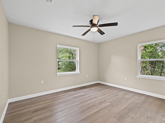 4th image of 4819 W Jackson St