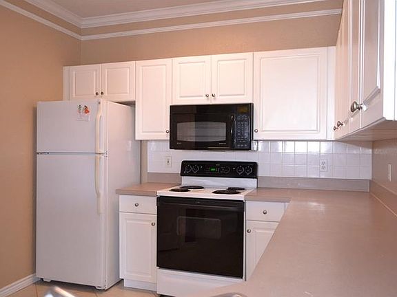 5th image of 4323 Bayside Village Dr APT 304