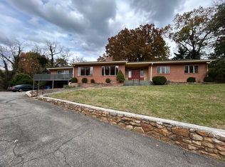 1920 Deyerle Rd SW, Roanoke, VA 24018