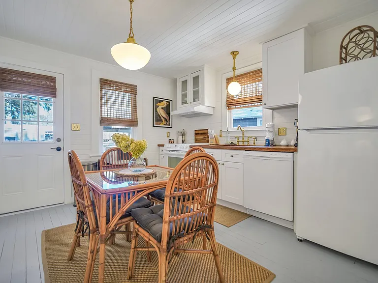 3228 Bannon Dr — Photo 14