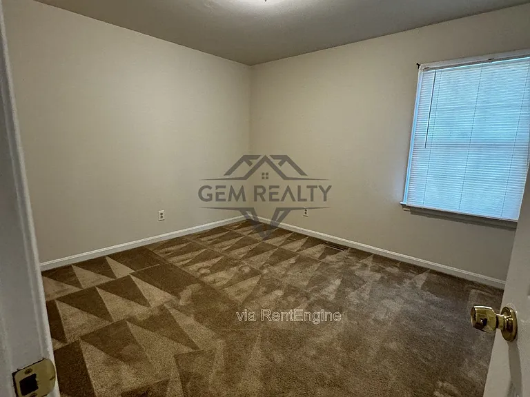 5088 Blarney St — Photo 20