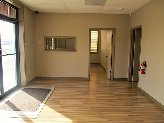 3rd image of 7397 Highway 182 E