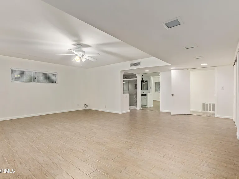 5401 E Exeter Blvd — Photo 26