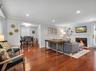 11528 39th Ave NE, Seattle, WA 98125