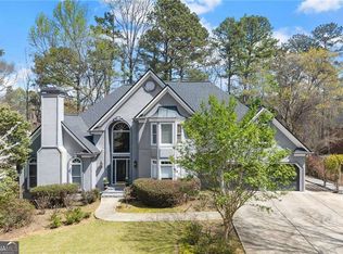 1816 Bishops Green Dr, Marietta, GA