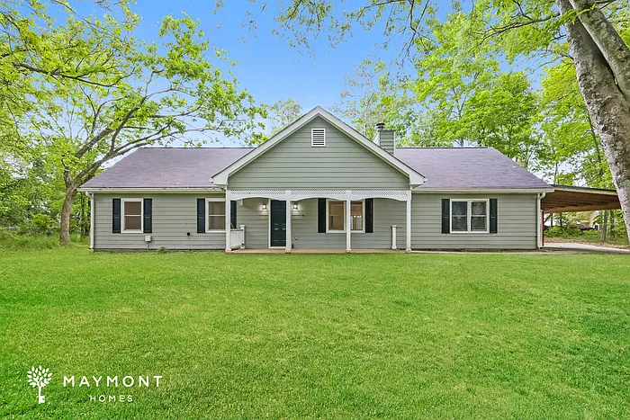 349 Spring Rd photo 1