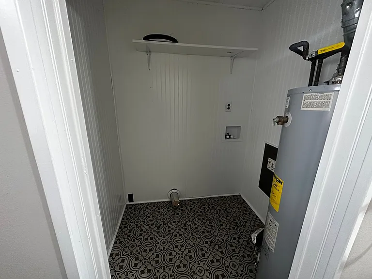 2003 Urban Dr — Photo 13