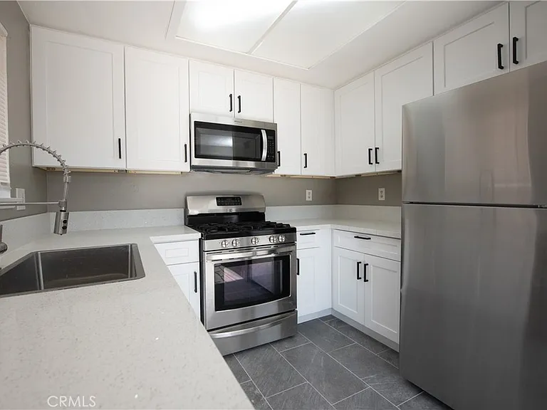 12212 Kiowa Rd #4 — Photo 7