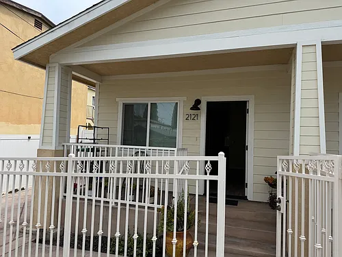 2121 Ocean View Blvd Photo 1
