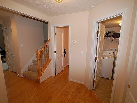 2nd image of 6254 Edgewater Dr