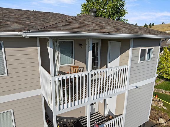 5th image of 2220 Alpine Dr APT C