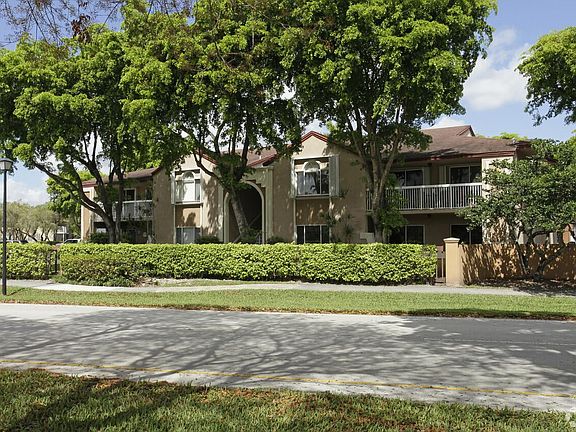 3rd image of 4720 NW 102nd Ave #105-2
