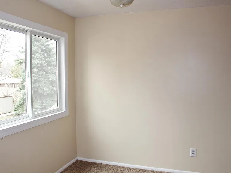 6352 Saint Johns Dr — Photo 13