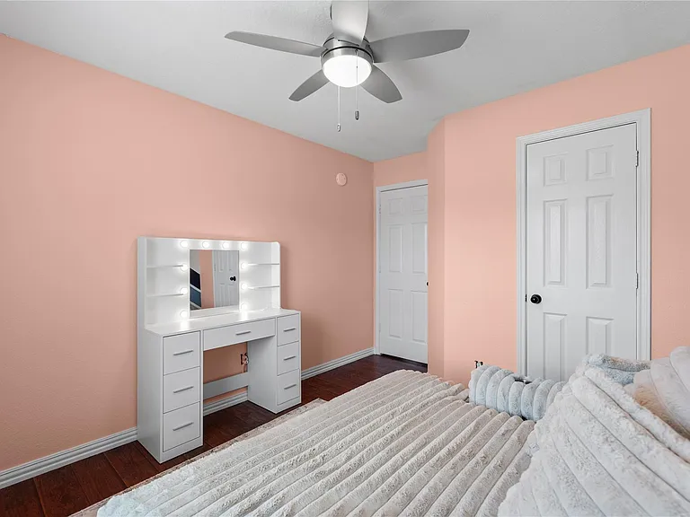 10819 Redwood Dr — Photo 23