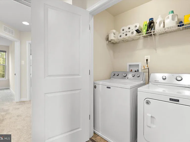 7210 Hartley Ln — Photo 25