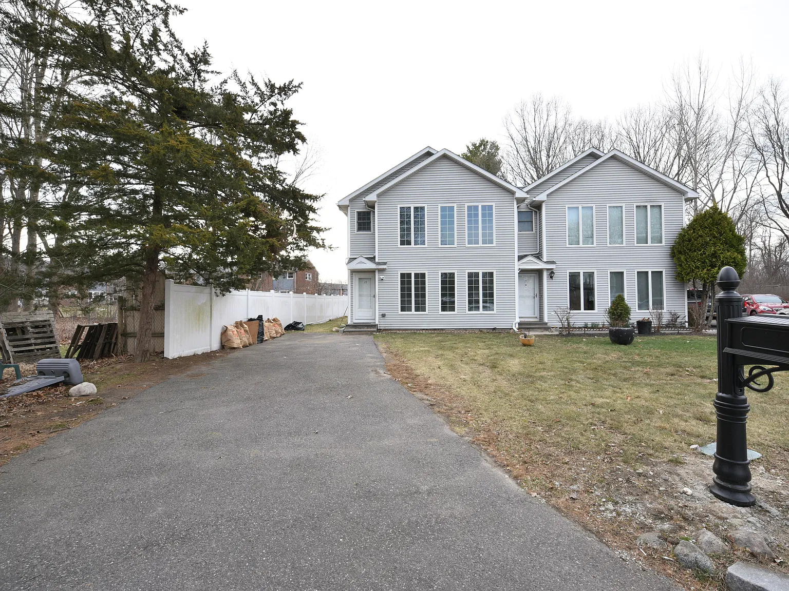 3 bed, 2.5 bath, 1496 sqft, $3,600 — Photo 1