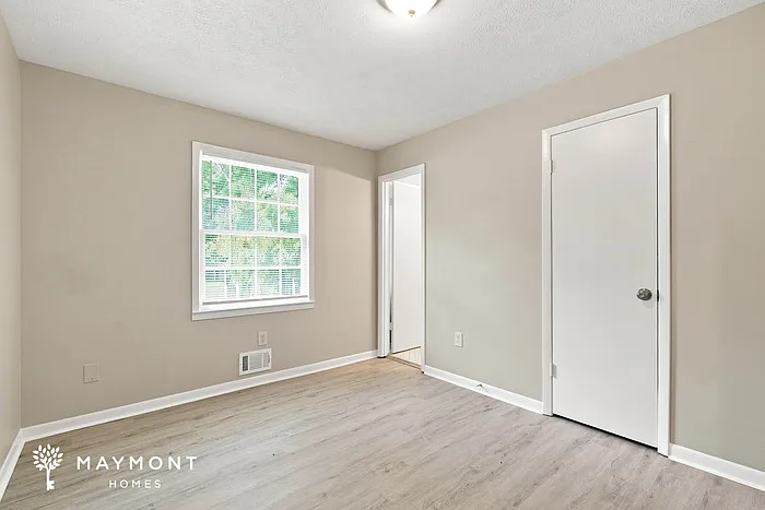 8455 Magnolia Dr — Photo 8