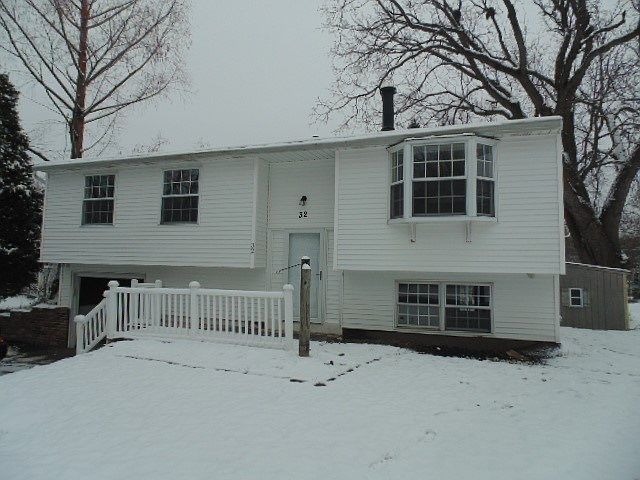 1st image of 32 Justinshire Dr